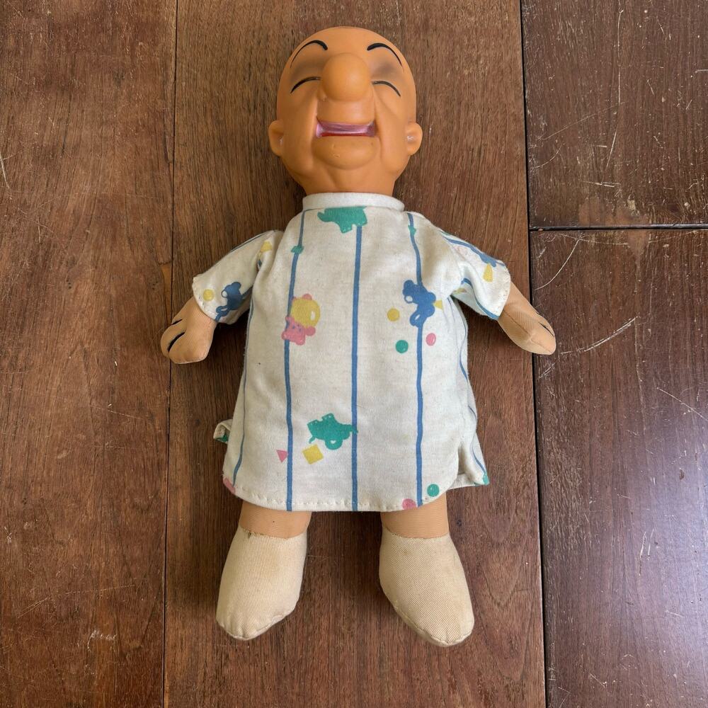 Mr. Magoo Cuddle Wit Vintage‎ Doll Vinyl Head Plush Body Night gown outfit